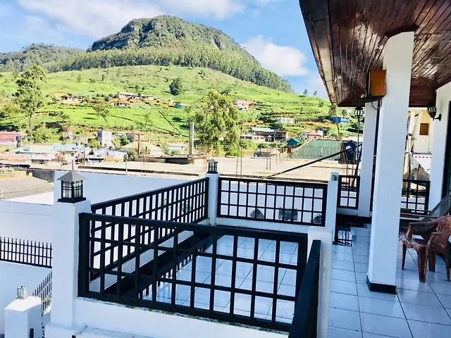 Treatooo White Palace Nuwara Eliya 3*,  Sri Lanka