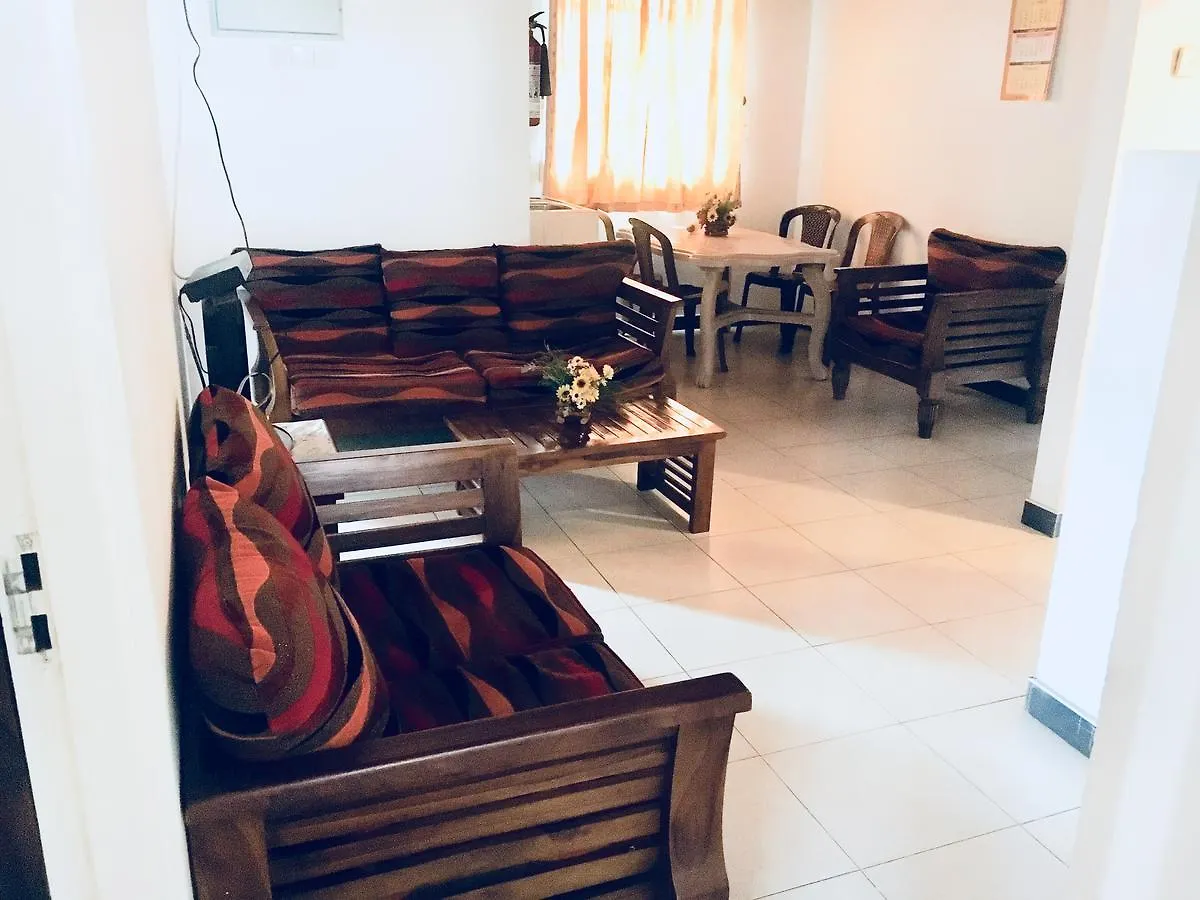 Treatooo White Palace Nuwara Eliya Hotel
